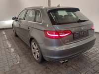 Vaizdas iš galo kairės