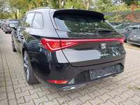 Widok z tyłu po stronie lewej