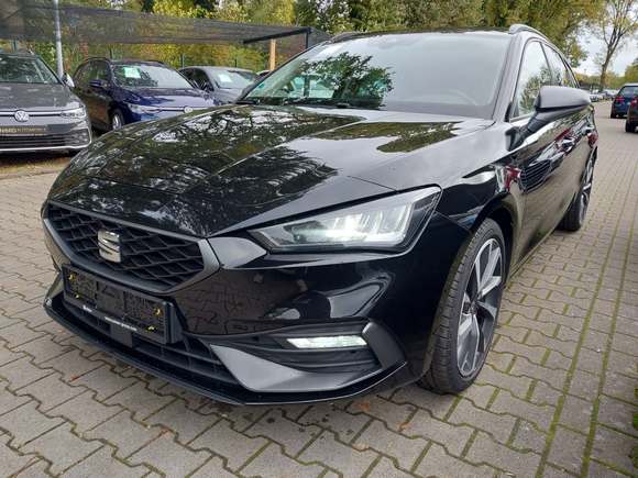 Skats no kreisās puses priekšā