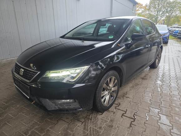 Vaizdas iš priekio kairės