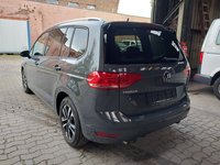 Vue de l’arrière gauche