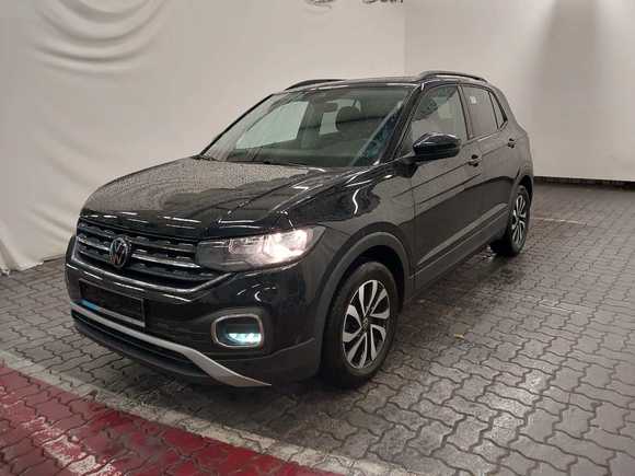 Skats no kreisās puses priekšā