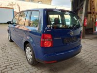 Vue de l’arrière gauche