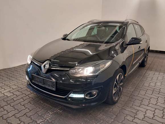 Vaizdas iš priekio kairės