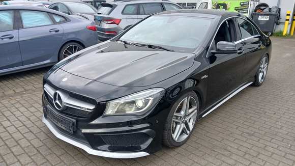 Vue de l’avant gauche