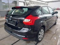 Vue de l’arrière droit