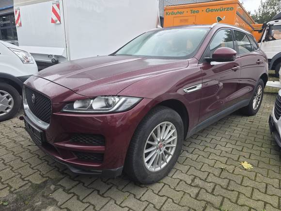 Вид спереди слева