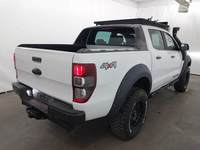 Vue de l’arrière droit