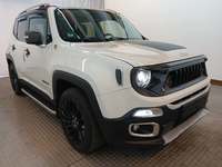 Vaizdas iš priekio dešinės