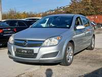 Vaizdas iš priekio kairės