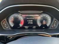 Pohled na přístrojovou desku