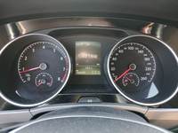 Pohled na přístrojovou desku