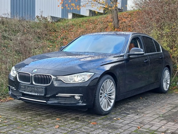 Vaizdas iš priekio kairės