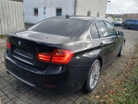 Vaizdas iš galo dešinės