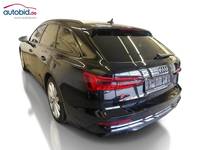 Vaade tagant vasakult