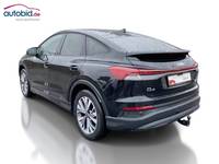 Vaade tagant vasakult