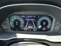 Pohled na přístrojovou desku