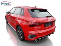 Vaade tagant vasakult