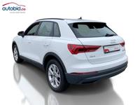 Vaade tagant vasakult