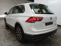 Vaizdas iš galo kairės