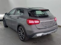 Vaizdas iš galo kairės