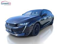 Skats no kreisās puses priekšā