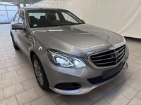 Náhled zpředu zprava