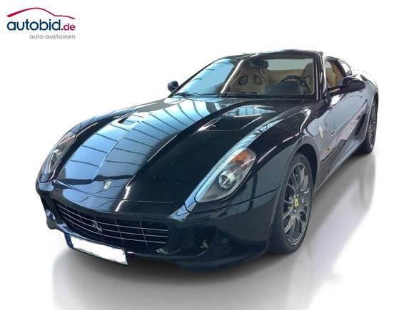 Vaizdas iš priekio kairės