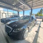 Skats no kreisās puses priekšā