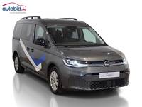 Pogled desno spredaj