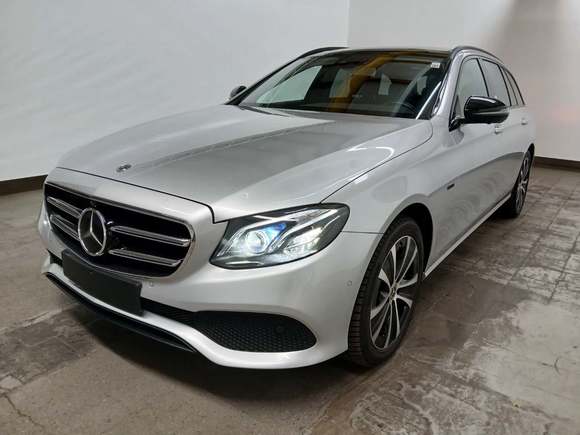 Pogled od napred levo