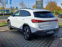 Vaade tagant vasakult