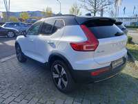 Vaade tagant vasakult