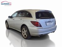 Pogled od pozadi levo