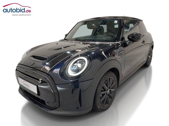 Вид спереди слева