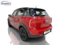 Вид сзади слева