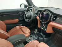 Вид на салон