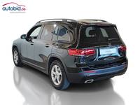 Pogled od pozadi levo