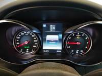 Pogled na kombinovani instrument