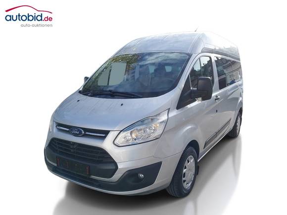 Vaizdas iš priekio kairės