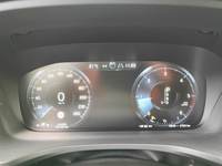 Pohled na přístrojovou desku