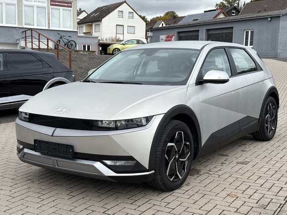 Vaizdas iš priekio kairės