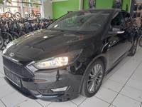 Vaizdas iš priekio kairės