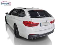 Vaade tagant vasakult