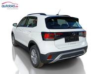 Vaade tagant vasakult