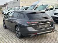 Vaizdas iš galo kairės