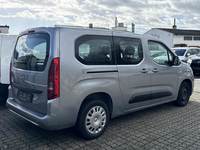 Vaizdas iš galo dešinės