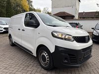 Vaizdas iš priekio dešinės