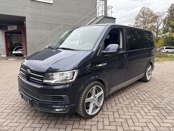 Vaizdas iš priekio kairės