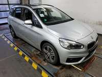 Náhled zpředu zprava